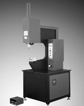 液壓鉚接機鉚接后出現(xiàn)裂紋的原因有哪些？
