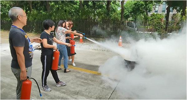 突擊式消防演練，安全生產(chǎn)沒有彩排！