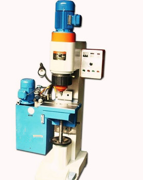 徑向鉚接機(jī)選購時(shí)注意這三點(diǎn)，讓你選到滿意的設(shè)備！